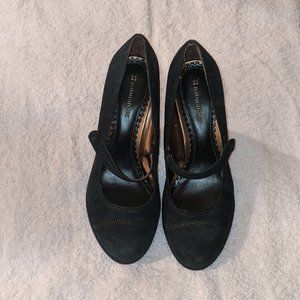 Naturalizer High Heels Marmot Spruce Green Suede  Size 7